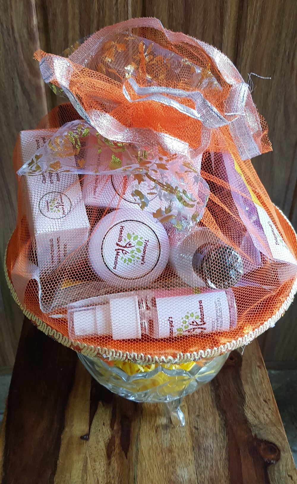 Gift hamper Triaanyas Gift idea, Organic products